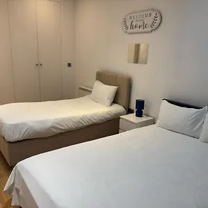 Comfortable - Cosy - Budget In Center Affittacamere