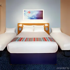 3* Hotel Travelodge Airport