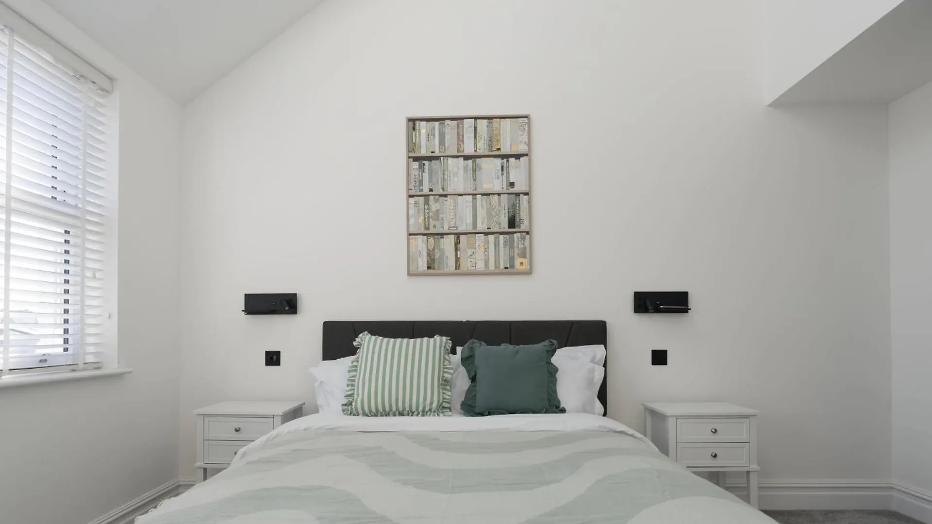 The Royal Whitechapel Apartment London